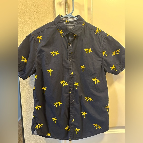 Denim & Flower Other - Denim & Flower Button Down Shirt